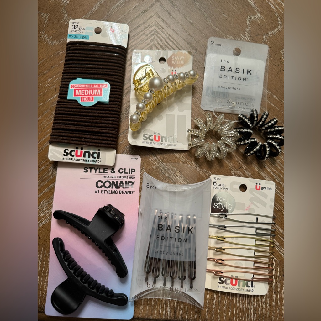 Bundle Of 6 Hair Accessories Brand New